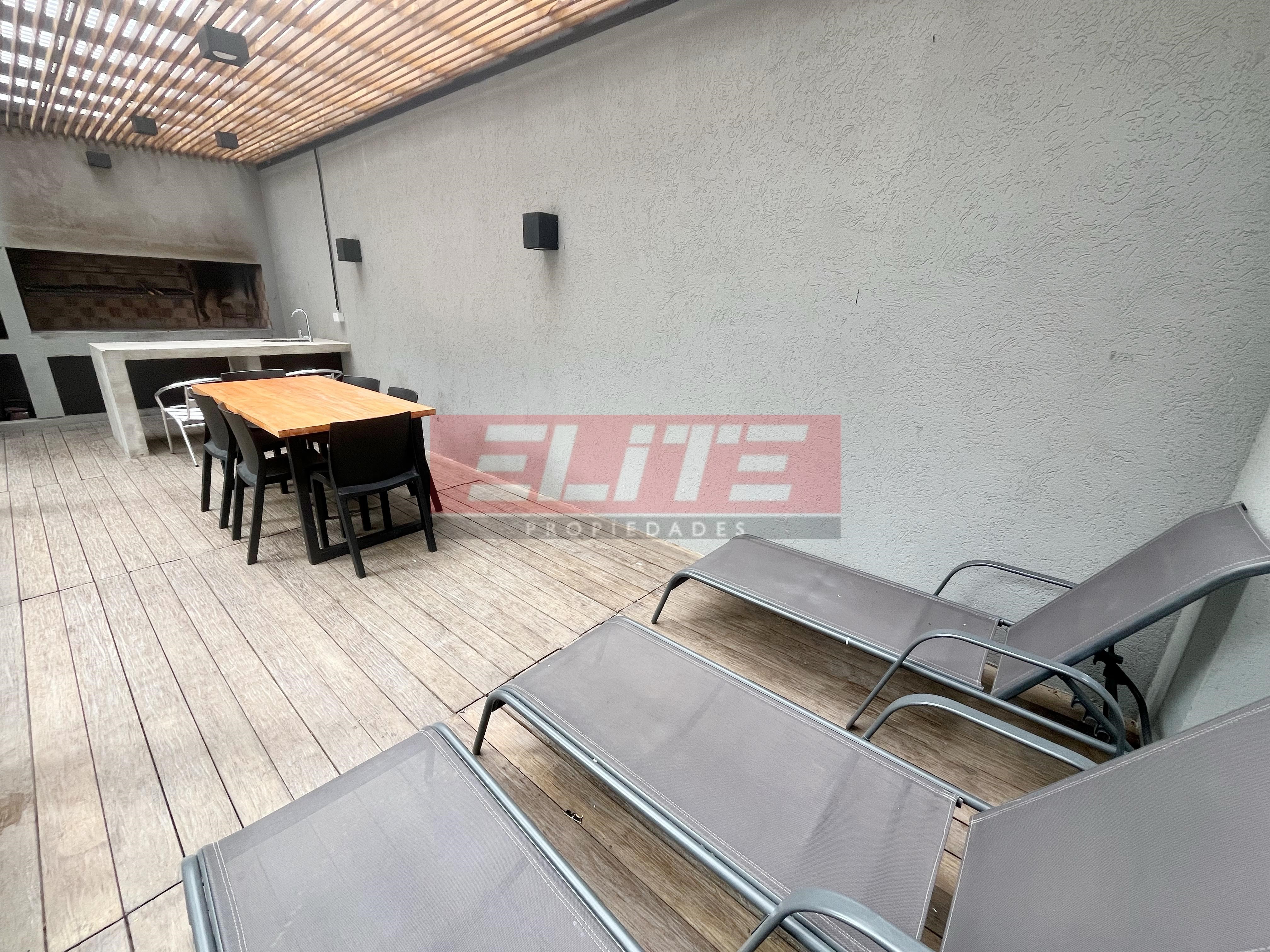 2_Watermarked (52)